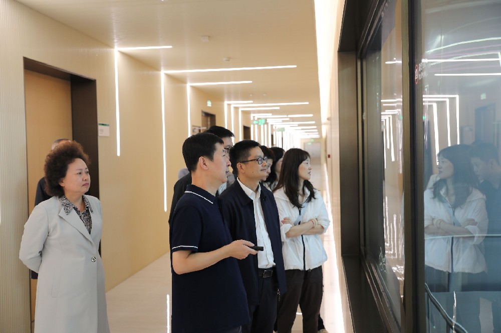 杭州市农业农村局党组成员、副局长 姚爱华一行赴烟台民信食品走访调研